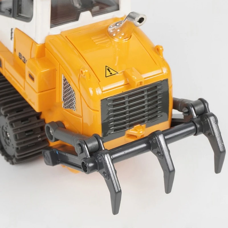 Yi Gong 636 1/50 Full-Channel Alloy RC Loader – Dual Motors, LED Lights, 2.4GHz, 3.7V LiPo