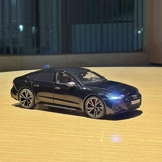 1:18 Scale Licensed Audi RS7 Die-Cast Model Car – Remote Key & Rechargeable Lights & Sounds (Static Mode)