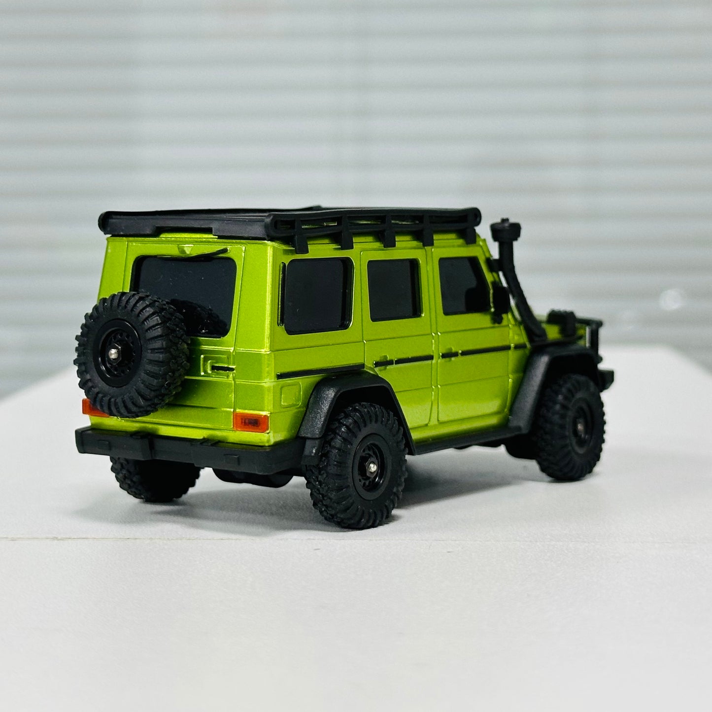 HB Toys 1:43 4WD Mini RC Rock Crawler – App & 2.4GHz Remote Control, LED Lights, USB Rechargeable Micro Off-Road Truck