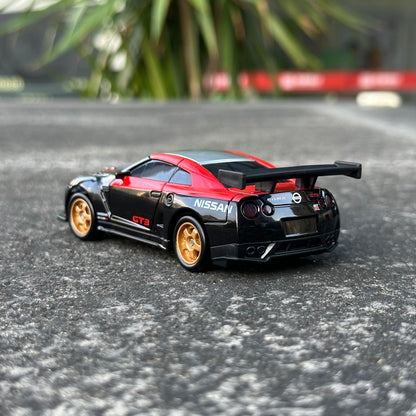 WHOOSH H4 Nissan GT-R R35 1/43 4WD Drift RC Car RTR w/ Gyro & LED – Officially Licensed