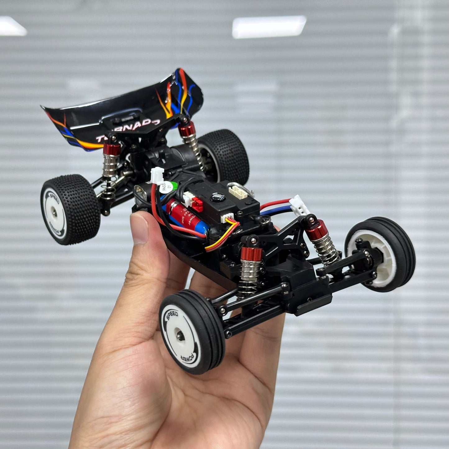 WLTOYS 244016 1/24 RC Car V2 – High-Speed 2WD Electric Racer with Gyro & Cruise Control