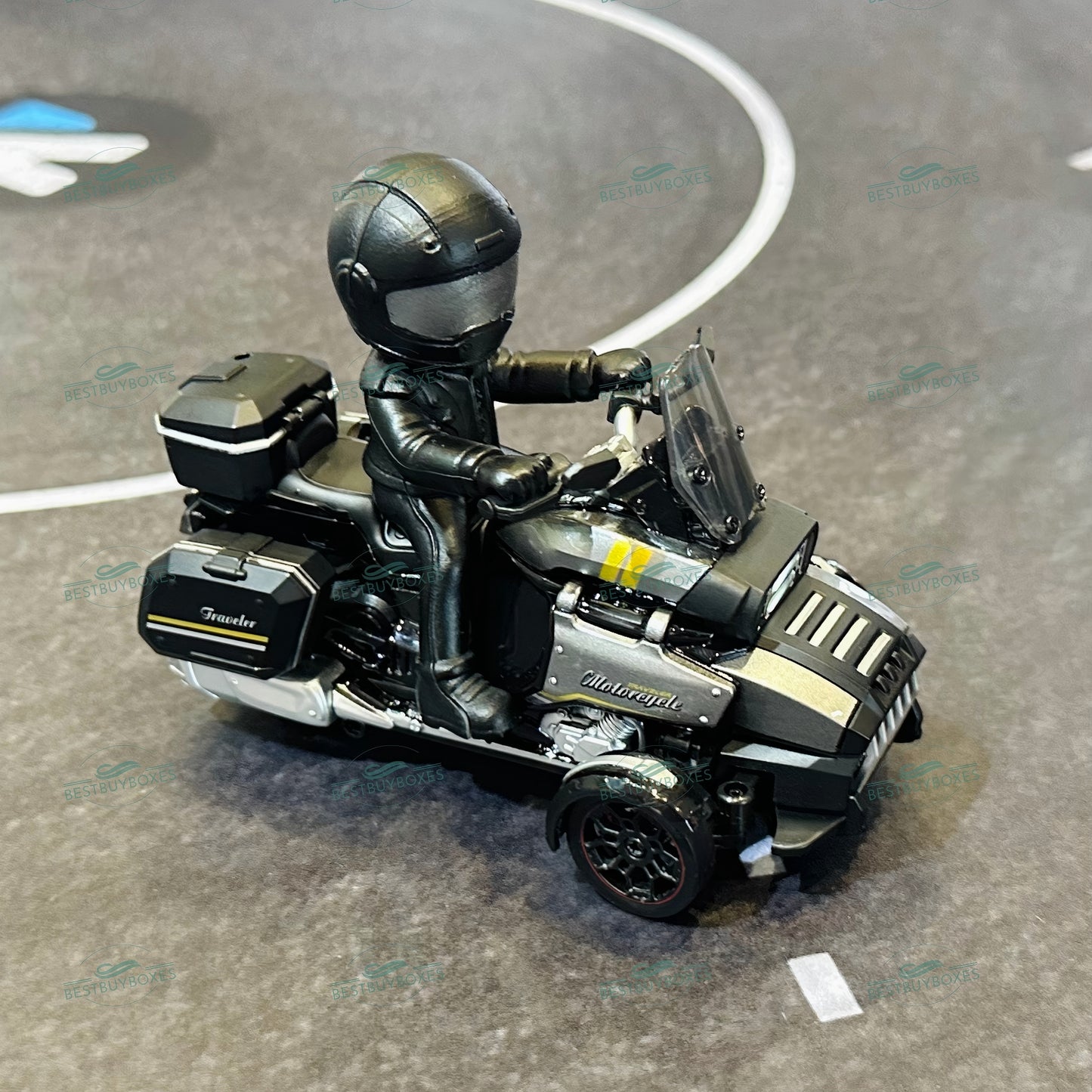 Fayee FQD86 1:43 RC Drift Trike Motorcycle with Gyro, 2.4GHz Remote, LED Lights, 15-20km/h Speed