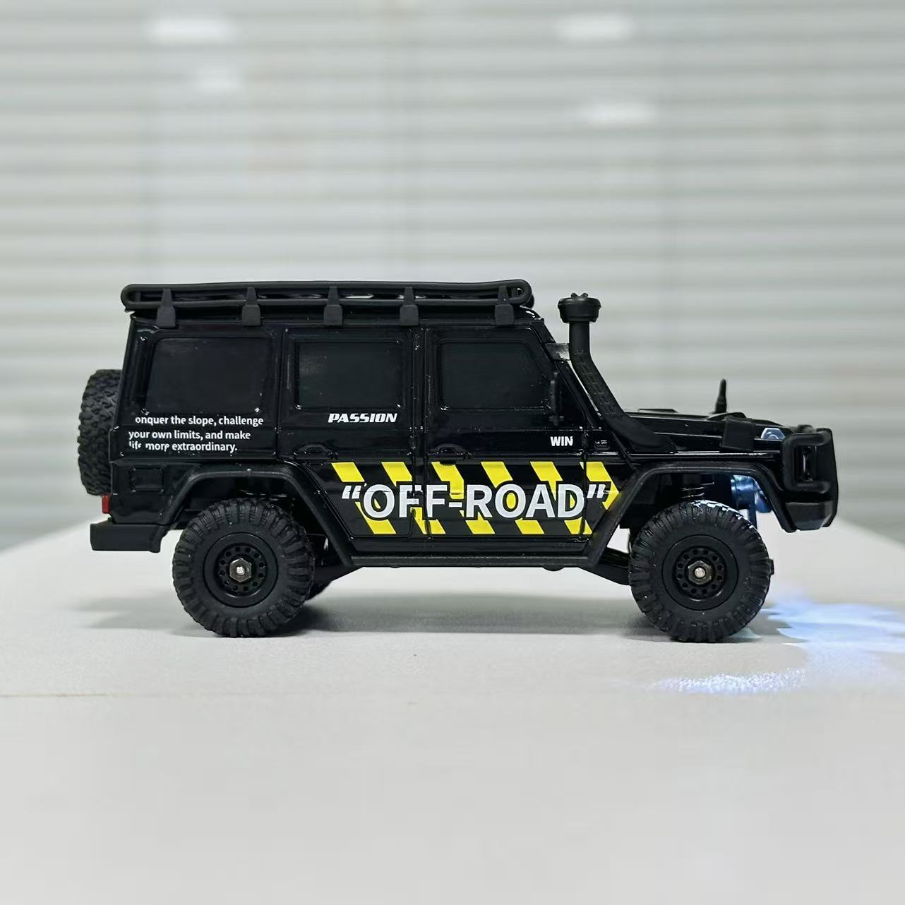 HB Toys 1:43 4WD Mini RC Rock Crawler – App & 2.4GHz Remote Control, LED Lights, USB Rechargeable Micro Off-Road Truck