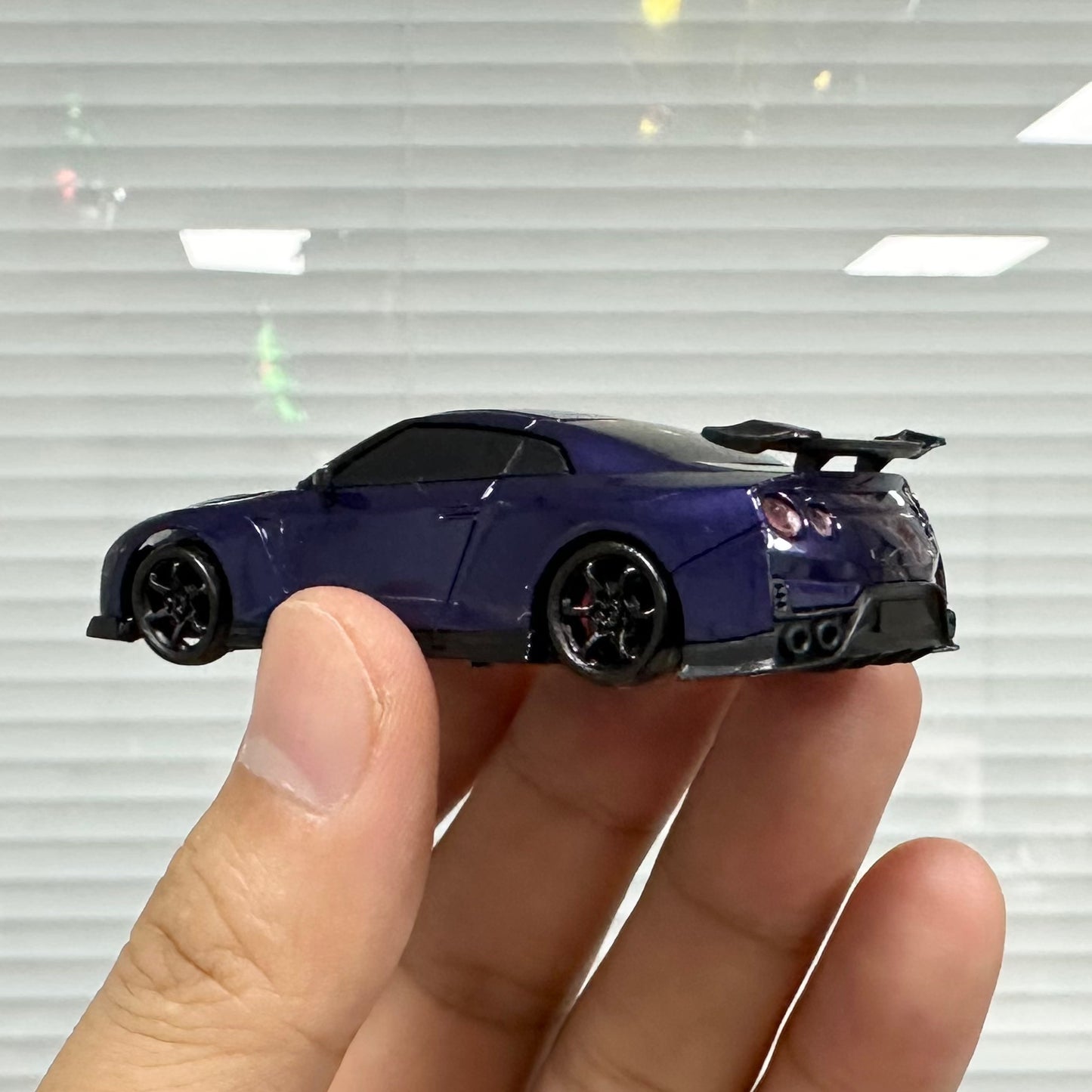 MCARRO MC061 1/64 Scale 4WD Mini RC Car RTR – White/Blue 2.4GHz Micro Racing Car